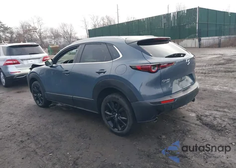 2022 Mazda Cx-30 Carbon Edition z USA, uszkodzony, nr VIN 3MVDMBCL0NM426670
